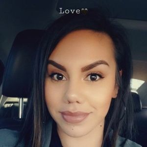 Meet your Posher, Mayra